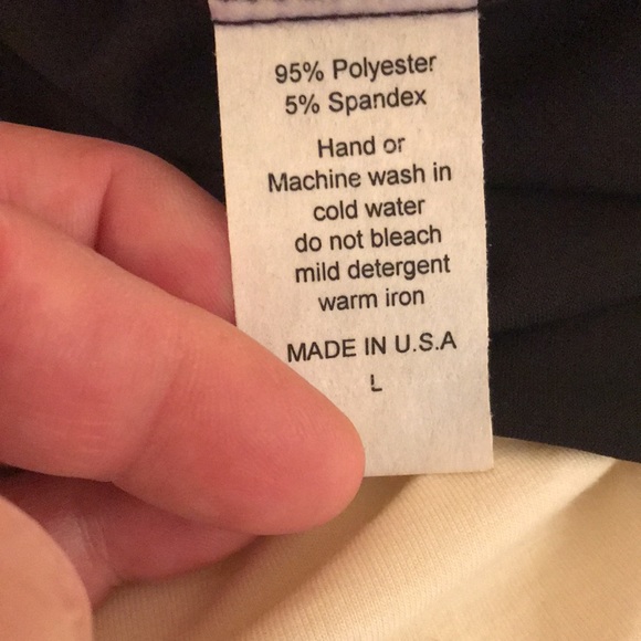 Black V-neck tunic top. Size L - Picture 9 of 11